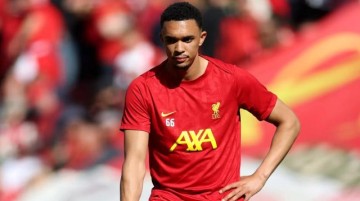 卡拉格：阿诺德离开利物浦，我不生气只是失望